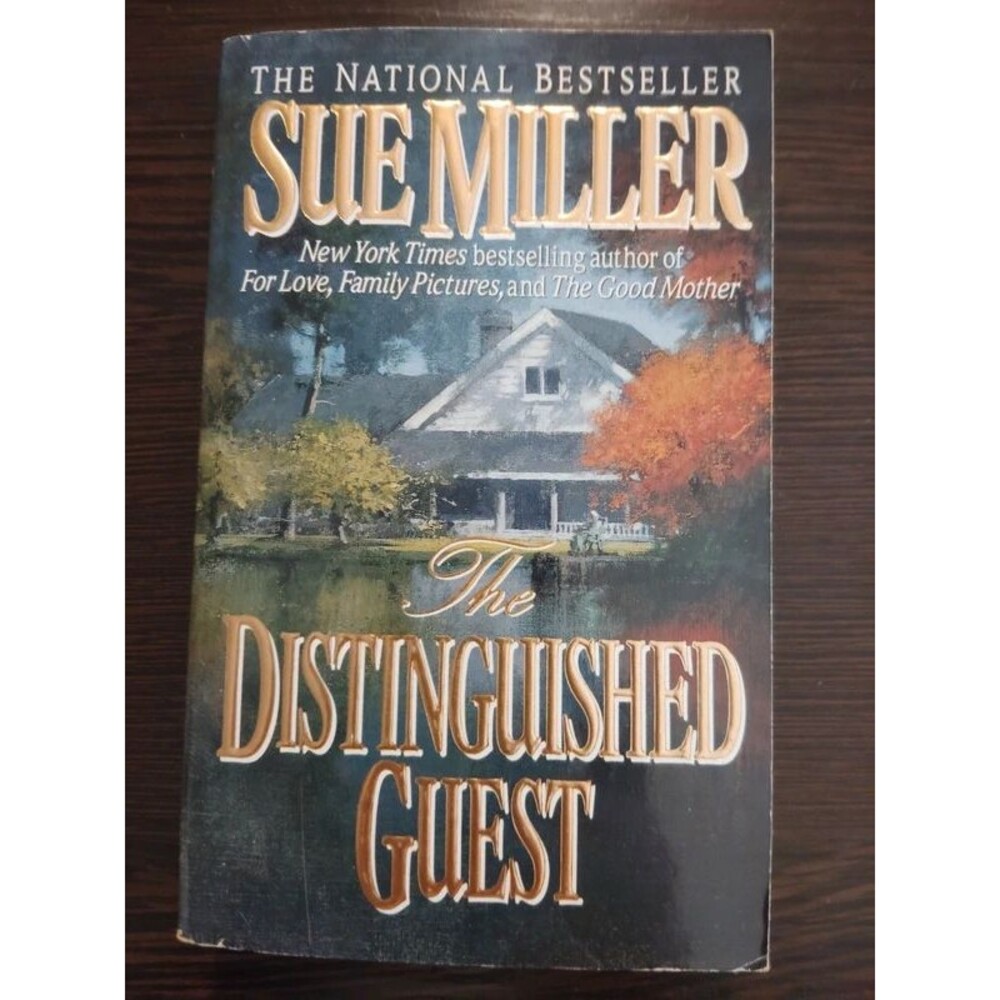 The Distinguished Guest by Sue Miller paperback